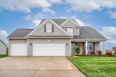 13100 River Rock Pass, Fenton, MI 48451