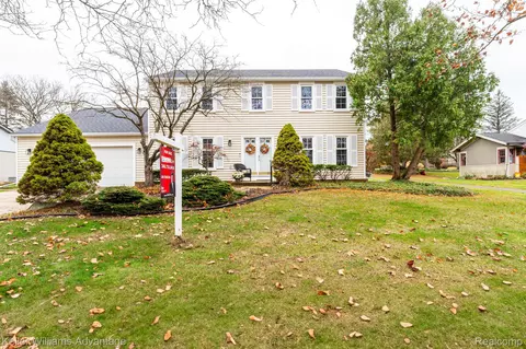 787 Springfield Dr, Northville, MI 48167