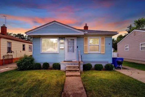 14031 Hendricks Ave, Warren, MI 48089