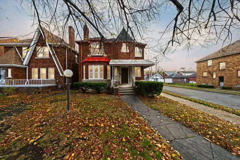 18002 Pennington Dr, Detroit, MI 48221