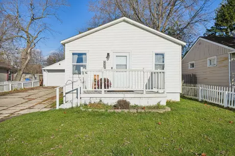 431 1st Ave, Pontiac, MI 48340