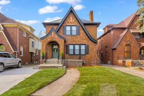 17351 Pennington Dr, Detroit, MI 48221