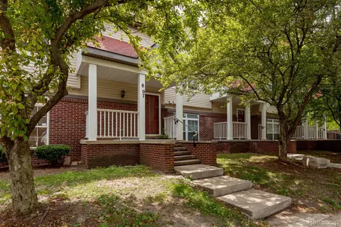 807 Pallister St, Detroit, MI 48202