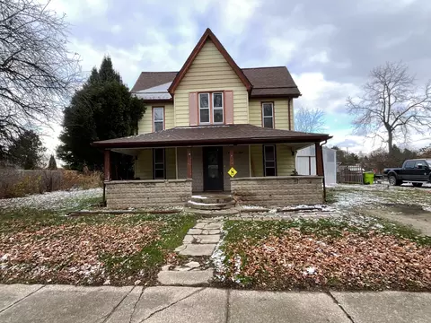 4530 East Rd, Leonard, MI 48367