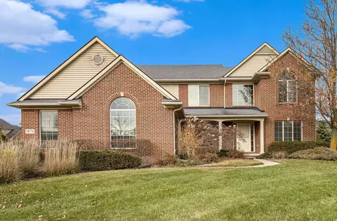 58774 Coach Ln, Lyon, MI 48178