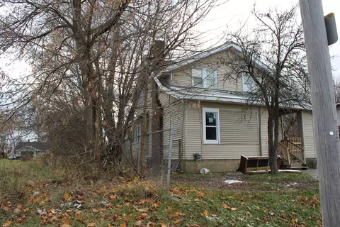 913 Welch Blvd, Flint, MI 48504