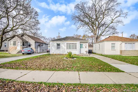 17749 Hanna St, Melvindale, MI 48122
