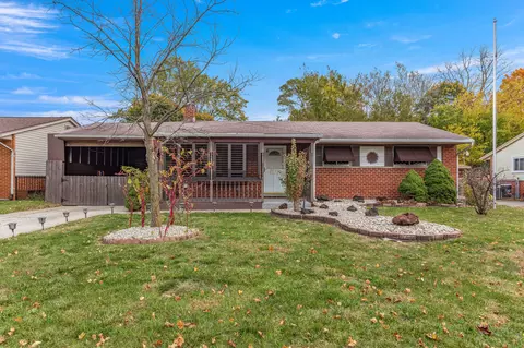 2303 Wilshire St, Westland, MI 48186