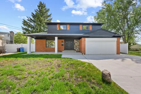 6112 Cambridge St, Dearborn Heights, MI 48127