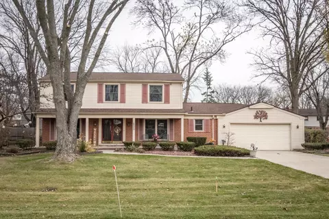 25302 Lyncastle St, Farmington Hills, MI 48336