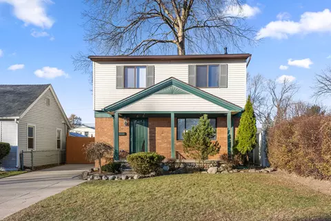 8535 Lenore St, Dearborn Heights, MI 48127