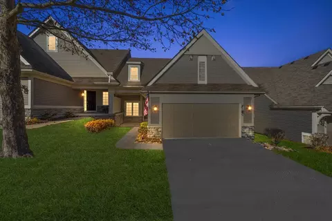 8126 Sequoia Ln, White Lake, MI 48386