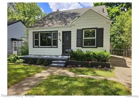 16902 Brady, Redford, MI 48240
