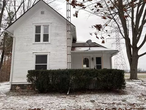 1450 Peet Rd, Maple Grove, MI 48460