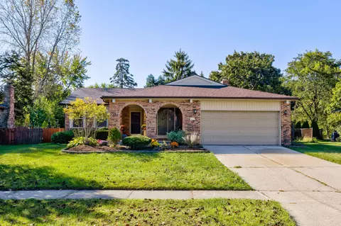 6849 Pittsford St, Canton, MI 48187