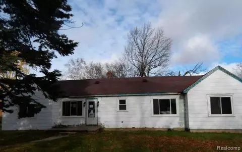 4939 State St, Gagetown, MI 48735