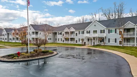 1127 S Lake Dr #214, Novi, MI 48377