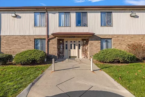 16411 E 10 Mile Rd, Eastpointe, MI 48021