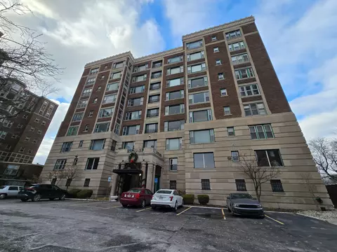 8120 E Jefferson Ave #4D, Detroit, MI 48214