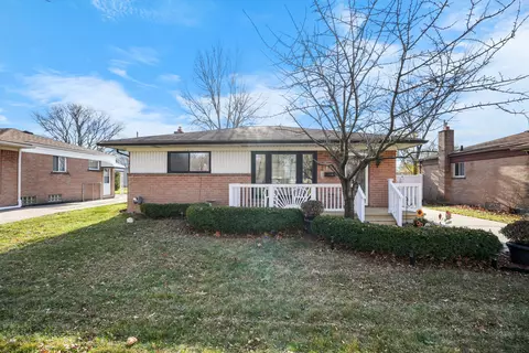 11712 Stamford Ave, Warren, MI 48089