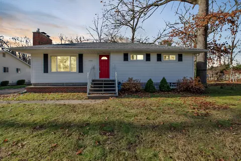 1532 Glendale St, St. Clair, MI 48079