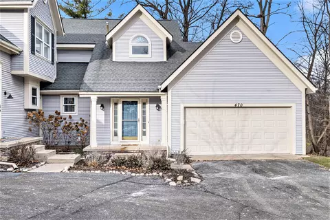 470 Remington, Fenton, MI 48430