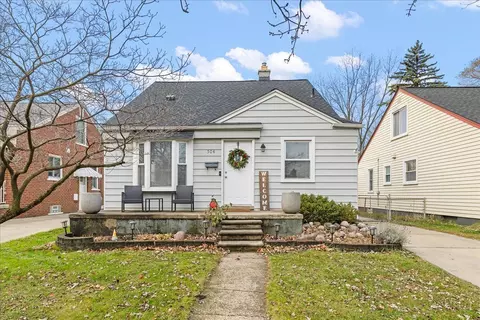 504 Wellesley Ave, Royal Oak, MI 48067