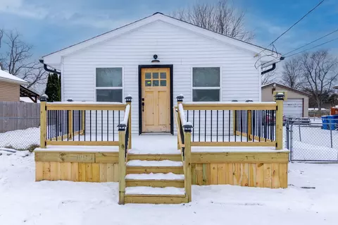 1825 Manse Rd, Waterford, MI 48328