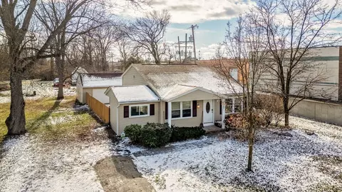 38565 Warren Rd, Westland, MI 48185