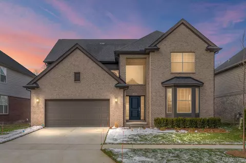 4907 Adler Crt Ct, Troy, MI 48085