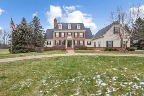 1380 Balsam Way, Milford, MI 48381