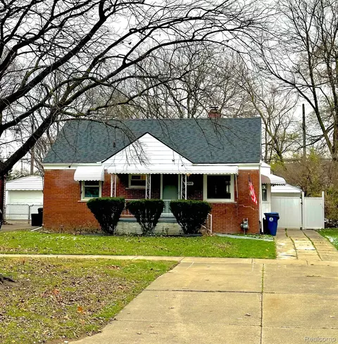 26749 Southwestern Hwy, Redford, MI 48239