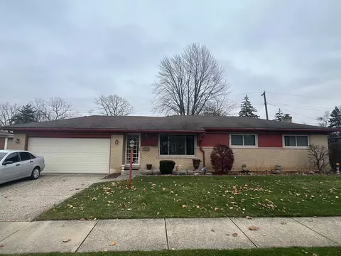 9350 Hemingway, Redford, MI 48239