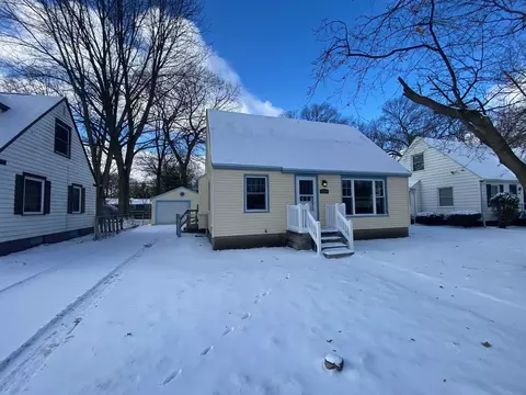 3225 Pine Grove Ave, Port Huron, MI 48060