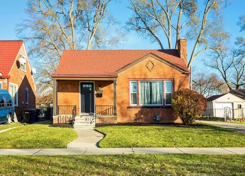 19806 Whitcomb St, Detroit, MI 48235