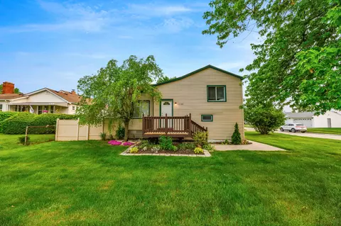 17190 E 12 Mile Rd, Roseville, MI 48066