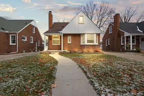 1528 N Vernon St, Dearborn, MI 48128