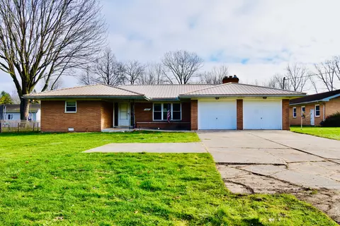 365 S Miller Rd, Thomas, MI 48609