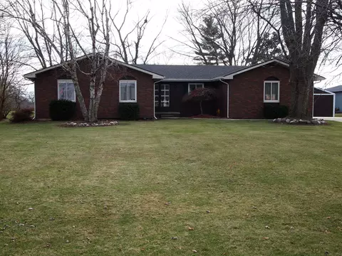 6690 Labo Rd, South Rockwood, MI 48179