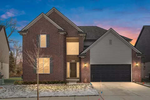 4934 Adler Ct Crt Ct, Troy, MI 48085
