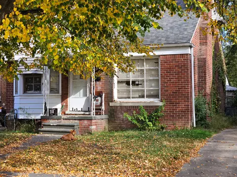 19760 Saint Marys St, Detroit, MI 48235
