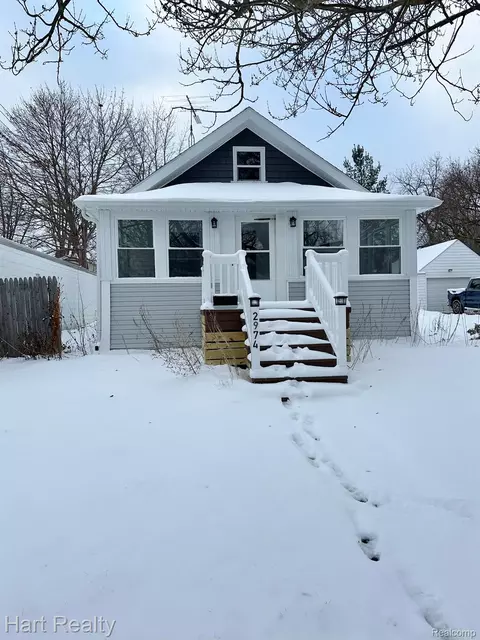 2974 Fenner St, Marlette, MI 48453