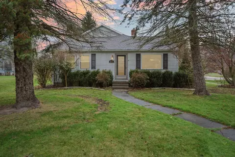 4892 Lakeshore Rd, Lexington, MI 48450