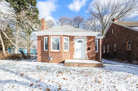 9344 Whitcomb St, Detroit, MI 48228
