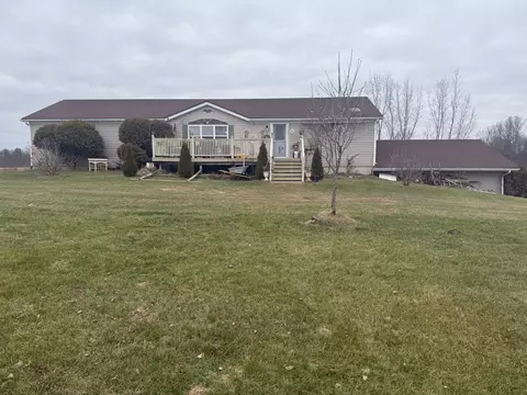 2713 Johnson Mill Rd, Deerfield, MI 48461