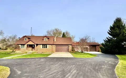 6833 County Farm Rd, Lexington, MI 48450