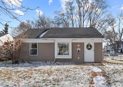 2802 Rochester Rd, Royal Oak, MI 48073