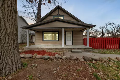 8650 Lanewood St, Westland, MI 48185