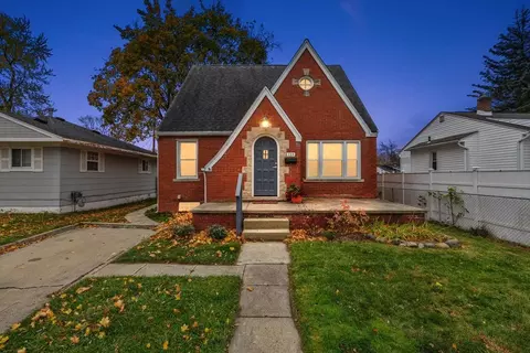 113 W New York Ave, Pontiac, MI 48340