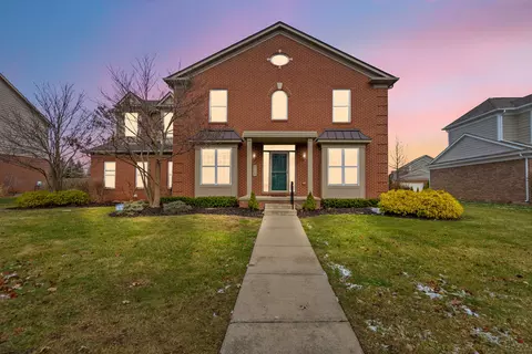 50406 Black Horse Ln, Canton, MI 48188